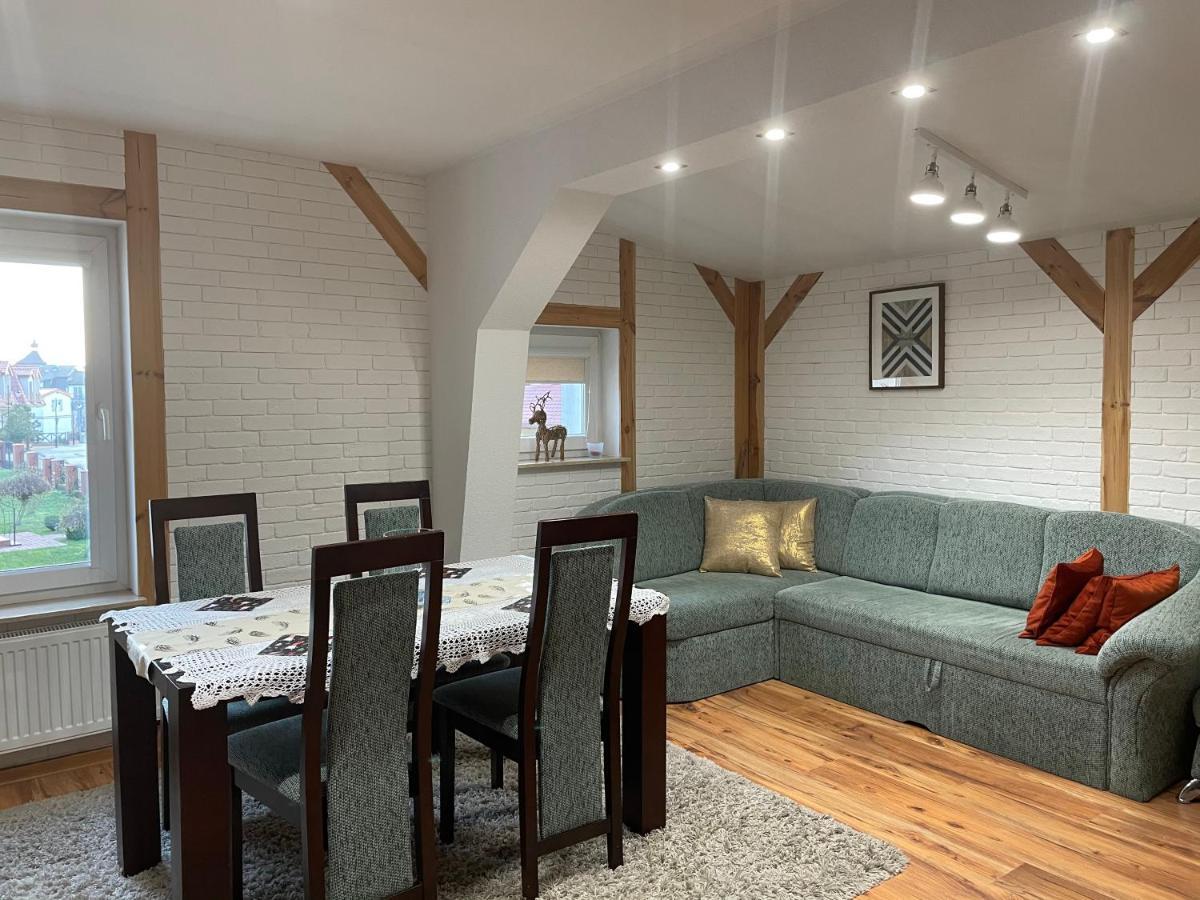 Apartament Przy Ulicy Zaruskiego Blisko Plazy Ustka Eksteriør billede